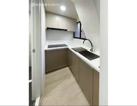 新北秀山路